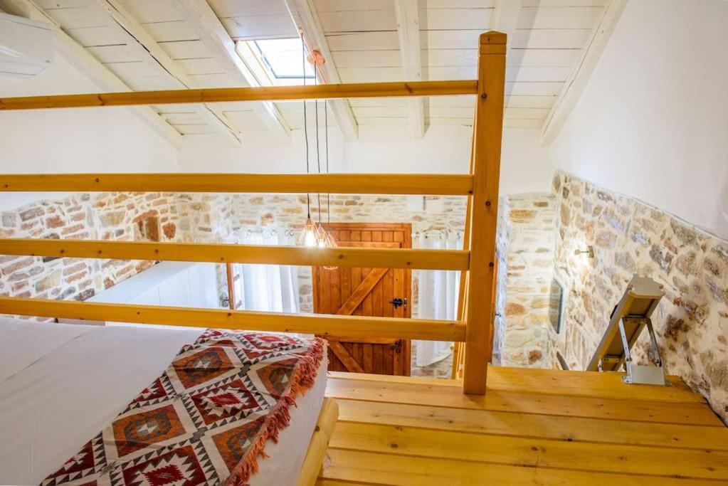 Ferienwohnung Lavrio Stone House 5 Min From The Centre/Port Exterior foto