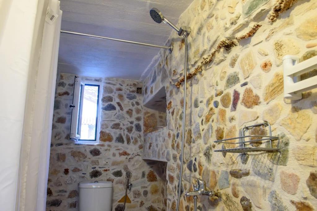 Ferienwohnung Lavrio Stone House 5 Min From The Centre/Port Exterior foto